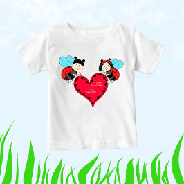 Camiseta De Bebé Ladybugs con corazón