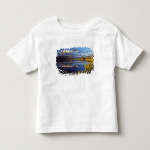 Camiseta De Bebé Lago Maskinonge en el Parque Nacional Waterton Lak