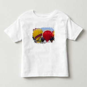 Camiseta De Bebé Lanzando globos aerostáticos