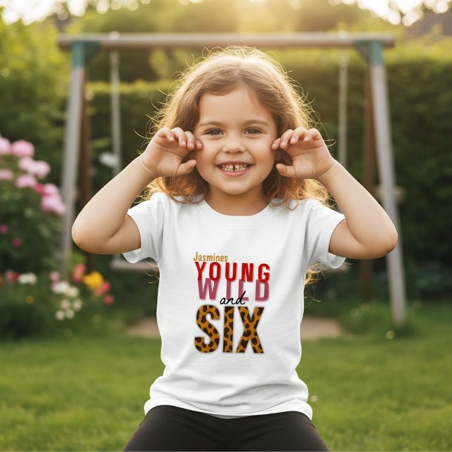 Camiseta De Bebé Leopard Print Six Cheetah Birthday Outfit (Subido por el creador)