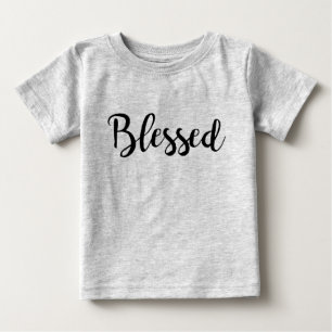 Camiseta De Bebé letras de script BLESSED lindas  