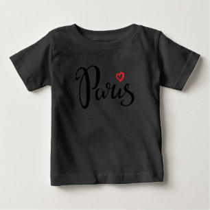 Camiseta De Bebé Letras del cepillo de París con el corazón