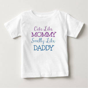 Camiseta De Bebé Lindo como la mamá hedionda como papá