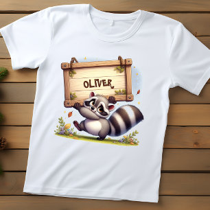 Camiseta De Bebé Lindo mapache con letrero de nombre personalizable