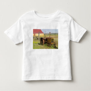 Camiseta De Bebé Los E.E.U.U., Oregon, Shaniko. Tractor oxidado del