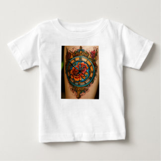 Camiseta De Bebé Love Squeeze: Tee de arte al estilo del tatuaje