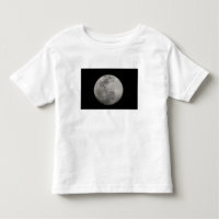 Luna llena en blanco y negro. Créditos: Arthur