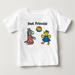 Camiseta De Bebé Maisy en el preescolar con los amigos en el patio