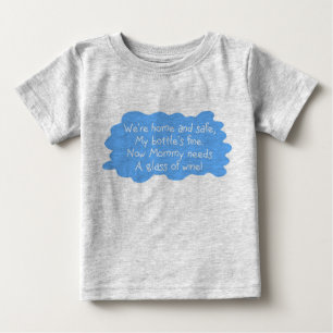 Camiseta De Bebé Mamá necesita vino azul
