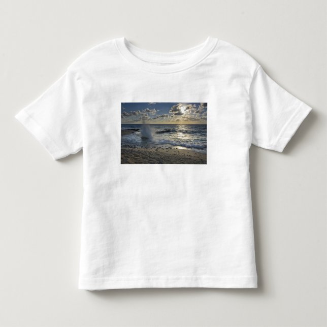 Camiseta De Bebé Mar Caribe, Islas Caimán.  Olas rompientes (Anverso)