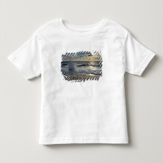 Camiseta De Bebé Mar Caribe, Islas Caimán.  Olas rompientes (Anverso)