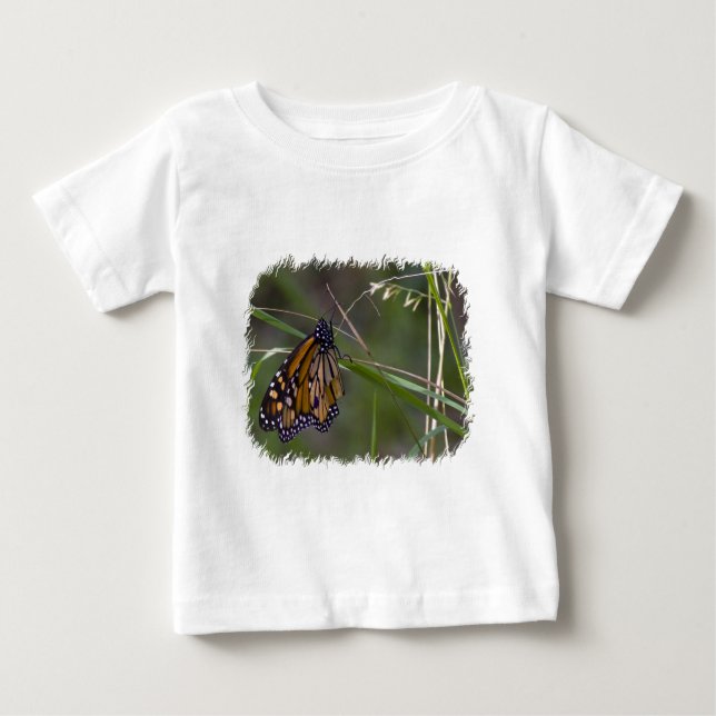 Camiseta De Bebé Mariposa monarca en la hierba (Anverso)