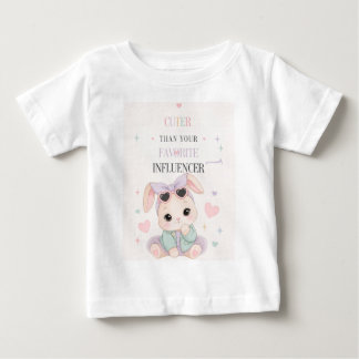 Camiseta de bebé más linda que tu influencer favor