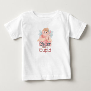 Camiseta De Bebé Más lindo que el diseño de flecha en caja de Cupid