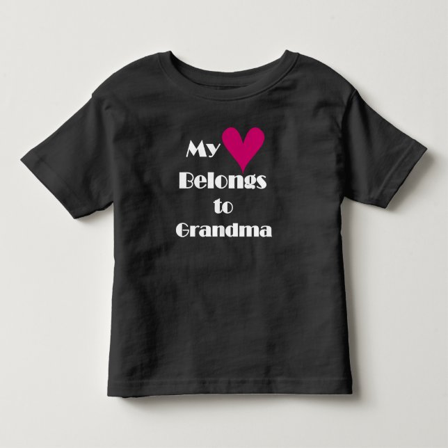 Camiseta De Bebé Mi corazón pertenece a la abuela (Anverso)
