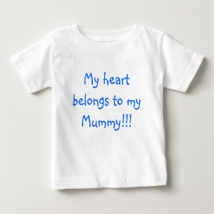 Camiseta De Bebé ¡Mi corazón pertenece a mi momia!!!