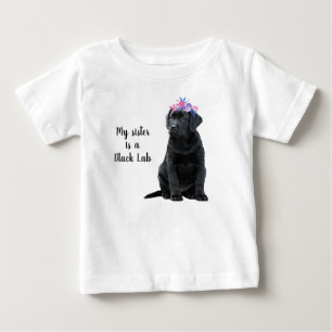 Camiseta De Bebé Mi hermana es una cachorra labradora negra - Labra