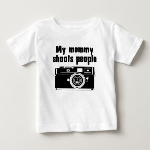 Camiseta De Bebé Mi mamá tira a gente