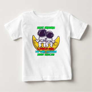 Camiseta De Bebé Mi Nana me ama a la luna y al astronauta de vuelta