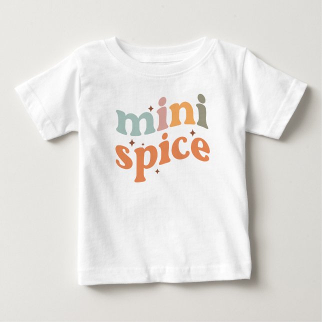 Camiseta De Bebé Mini Spice | Familia Cute Cae (Anverso)