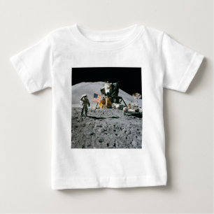 Camiseta De Bebé Misión de la luna del astronauta y de Apolo de la