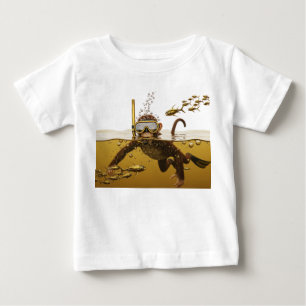 Camiseta De Bebé Mono buceando con pez mecánico dorado en S