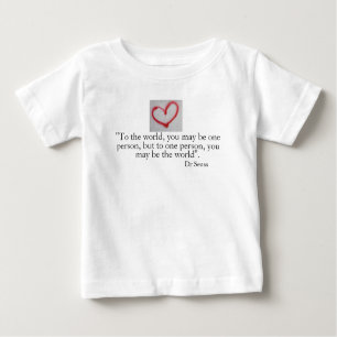 Camiseta De Bebé MUCHO AMADO -Graffiti, corazón y cita de amor - ni