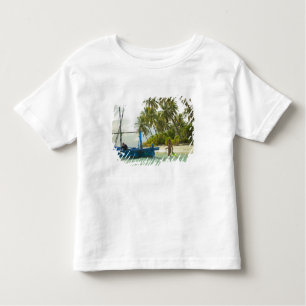 Camiseta De Bebé Mujer en un pequeño barco de pesca tradicional,