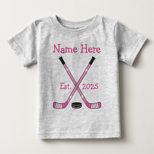 Camiseta De Bebé Nacimiento de una niña de hockey sobre hierba (Anverso)