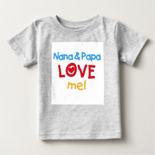 Camiseta De Bebé Nana y la papá me aman