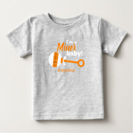 Camiseta De Bebé Naranja Plaid Rattle Miner Baby T-Shirt