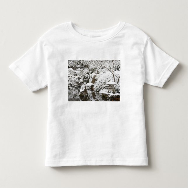 Camiseta De Bebé Nevada en el Jardín Japonés de Portland, 2 (Anverso)