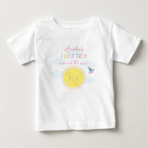 Camiseta De Bebé Niñas Lindas Primer Viaje Alrededor Del Sol Person