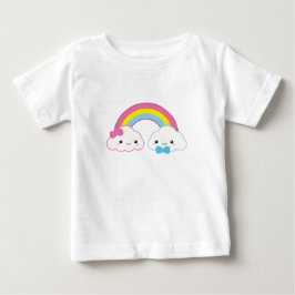 Camiseta De Bebé Nubes de Kawaii con arcoiris