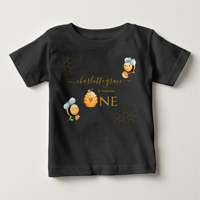 Camiseta De Bebé Nuestra pequeña miel cumple un cumpleaños de abeja (Anverso)