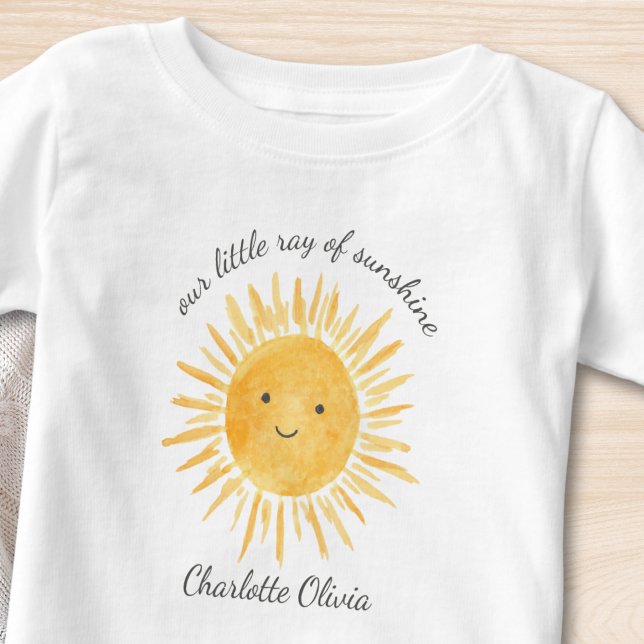 Camiseta De Bebé Nuestro Pequeño Rayo De Sol (Subido por el creador)