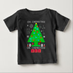 Camiseta De Bebé Oh Químist Chemist Tree Funny Science Navidades<br><div class="desc">Oh Navidades de Química de Árbol Químico Divertidos de Ciencia Química. Elementos químicos divertidos química disfraz de árbol de Navidad para los hombres mujeres profesoras o para todos los amantes de la ciencia y educadores de química, nerds, geeks y entusiastas de las mesas periódicas. Camisas perfectas para los amantes de...</div>