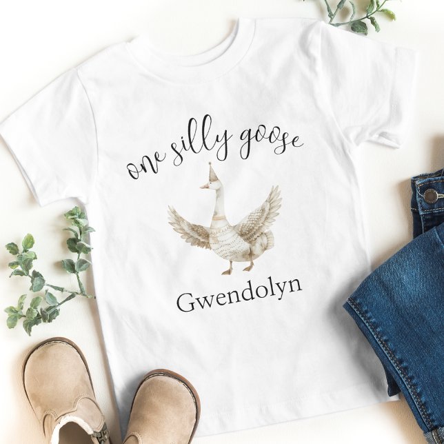 Camiseta De Bebé "One Silly Goose", fiesta de cumpleaños de primer  ("one silly goose" first birthday party birthday party toddler 1 year old bday tshirt kids bday party)