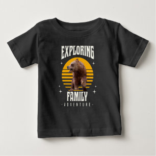 Camiseta De Bebé Oso de aventura al estilo de vacaciones familiares