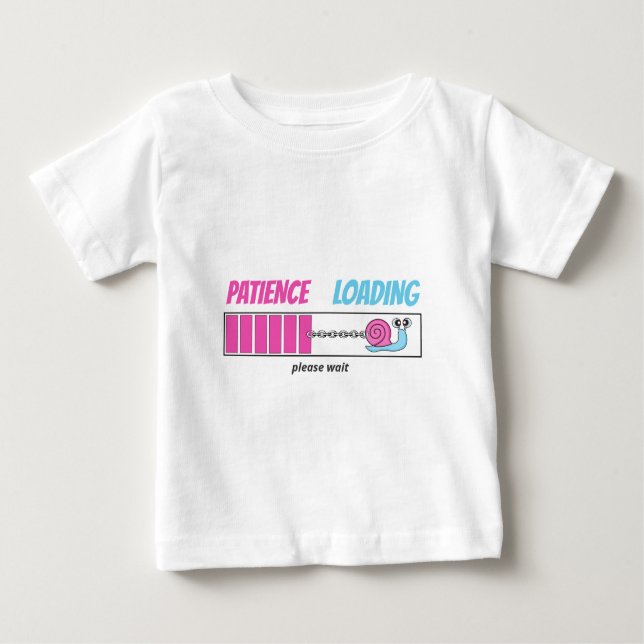 Camiseta De Bebé Paciencia cargando un niño divertido y personaliza (Anverso)