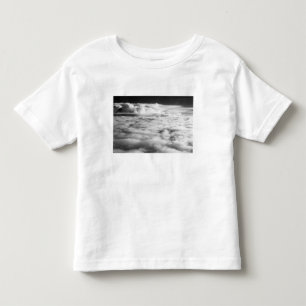 Camiseta De Bebé Paisaje de nubes inquietante al amanecer. 2