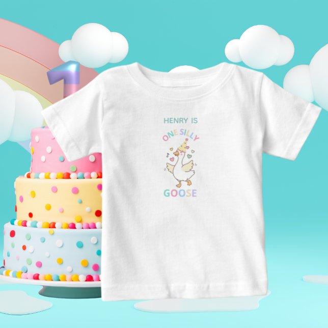 Camiseta de bebé para el primer cumpleaños de un g (Sweet "One Silly Goose" 1st birthday shirt! Soft, cute, and perfect for your little one's big day!)