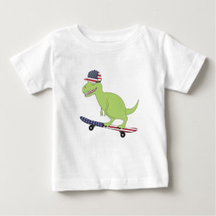 Camiseta De Bebé Patinaje de Dinosaurios de Bandera Americana