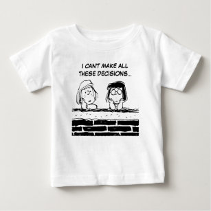 Camiseta De Bebé Patty Peppermint y Marcie en la pared