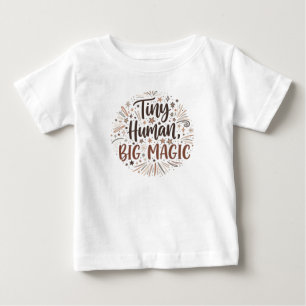 Camiseta De Bebé "Pequeño Humano, Gran Magia" Boho Estallido de Est