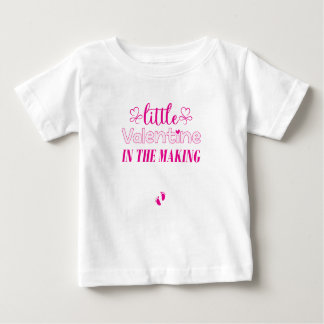 Camiseta De Bebé Pequeño San Valentín en proceso, embarazo lindo re