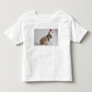 Camiseta De Bebé Perrito del bulldog que lleva el gorra de Santa
