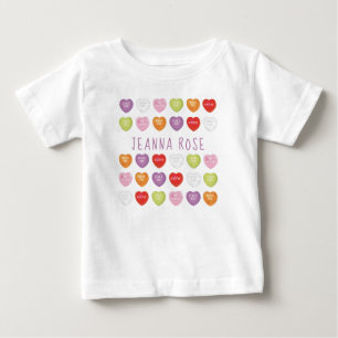 Camiseta de bebé personalizada con corazones de co