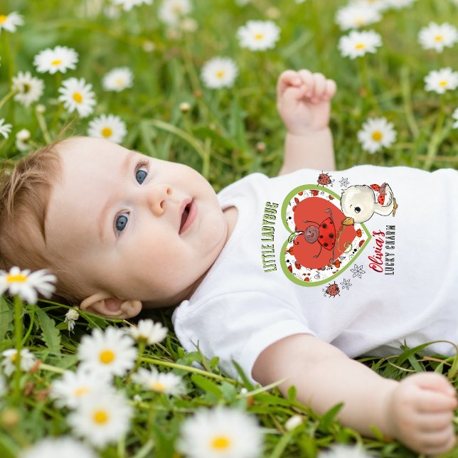 Camiseta de bebé personalizada 'Dama Afortunada' (Custom Little Lady Lucky Charm Baby T-Shirt)