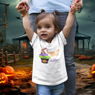 Camiseta De Bebé Personalizado de tarta de truco o tratamiento